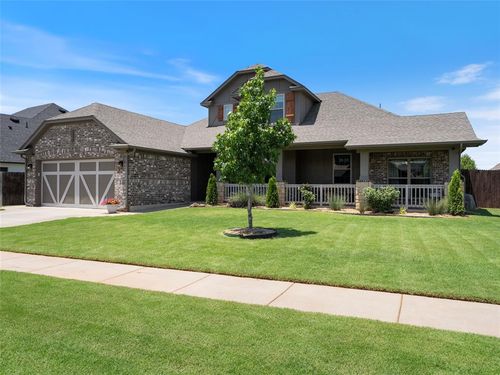 2233 Nw 187th St, Edmond, OK, 73012-7611 | Card Image