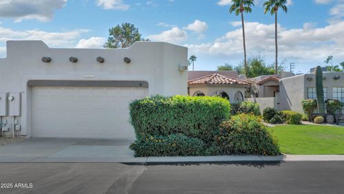4009 E Round Hill Dr, Phoenix, AZ, 85028-2210 | Card Image