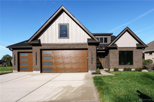 2436 Sherbourne Way, Xenia, OH, 45385-9035 | Card Image