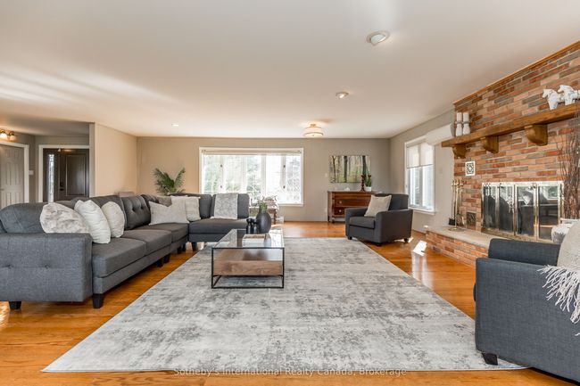 828350 Mulmur Nottawasaga Tline, Home with 6 bedrooms, 1 bathrooms and 18 parking in Mulmur ON | Image 35