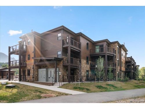 c-c207-1044 Blue River Pkwy, SILVERTHORNE, CO, 80498-5338 | Card Image