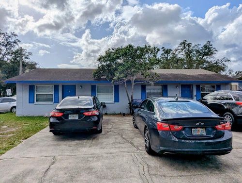 5118 E 97th Ave, TAMPA, FL, 33617-4686 | Card Image