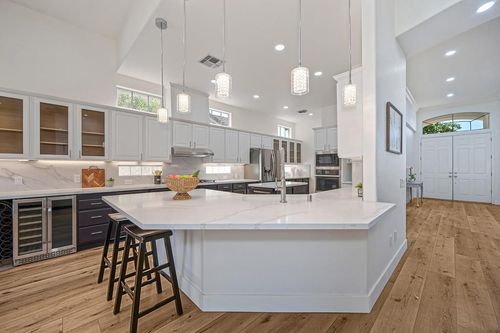 816 Dragonfly Ct, Roseville, CA, 95747-8617 | Card Image