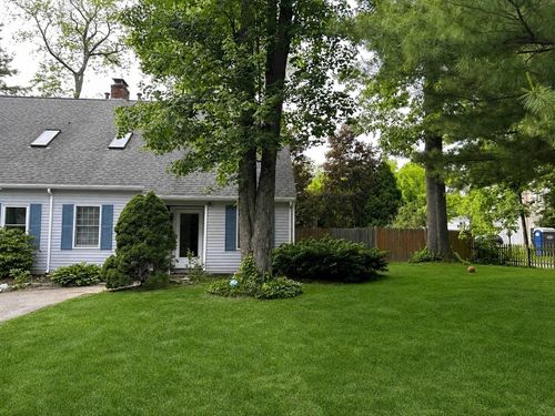 25-25 Westview Rd, Natick, MA, 01760-3752 | Card Image