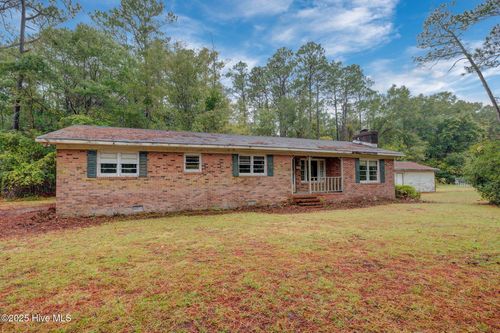 7723 Shadowloop Trl Ne, Leland, NC, 28451-8882 | Card Image