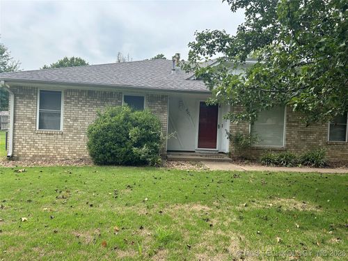 405 S Mcgee Dr, Sallisaw, OK, 74955-5245 | Card Image