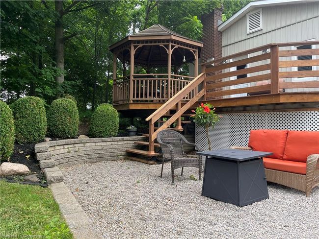 1092 Queen St, House other with 4 bedrooms, 2 bathrooms and 6 parking in New Dundee ON | Image 36