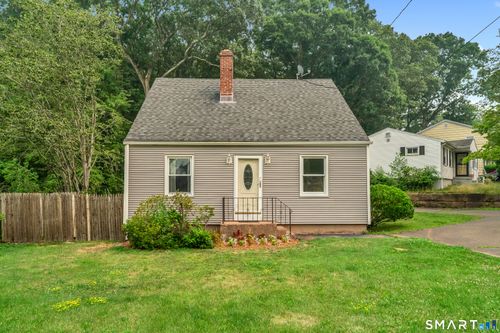 599 Laurel St, East Haven, CT, 06512-1539 | Card Image