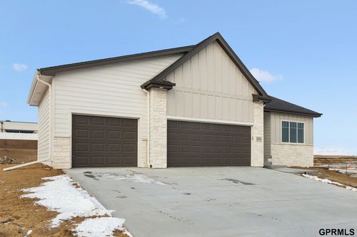 10703 S 218th St, Gretna, NE, 68028-5133 | Card Image