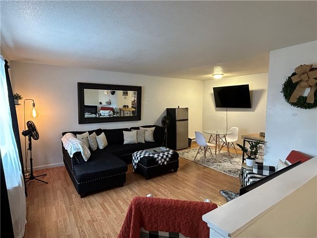 B - 19 Apache Dr, Condo with 2 bedrooms, 1 bathrooms and 2 parking in Westerly RI | Image 4