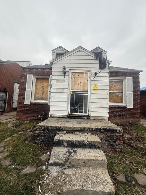 11364 Coyle St, Detroit, MI, 48227-2457 | Card Image