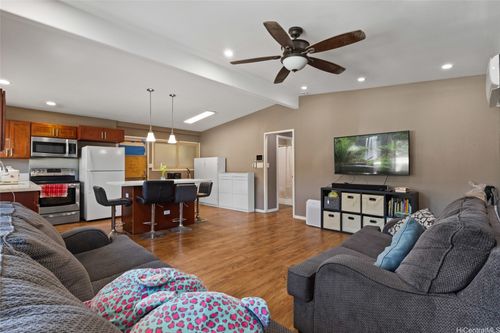 94-555 Awamoi St, Waipahu, HI, 96797-1612 | Card Image