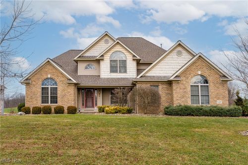 8487 Sandbridge St Nw, Massillon, OH, 44646-9596 | Card Image