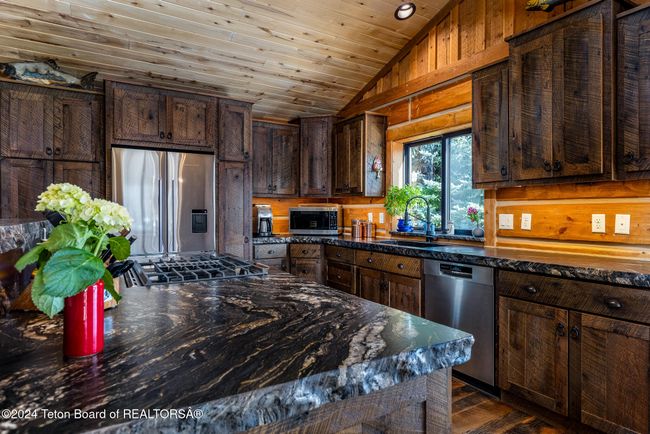 1905 N Beaver Dr, House other with 5 bedrooms, 4 bathrooms and null parking in Alta WY | Image 16