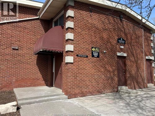 84-1800 Columbia Crt, Windsor, ON, N9E1B1 | Card Image