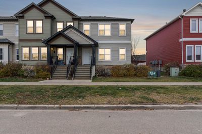 6 - 300 Sparrow Hawk Dr, Home with 3 bedrooms, 3 bathrooms and 4 parking in Fort Mcmurray AB | Image 1