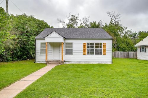 601 S Rusk St, Weatherford, TX, 76086-5456 | Card Image