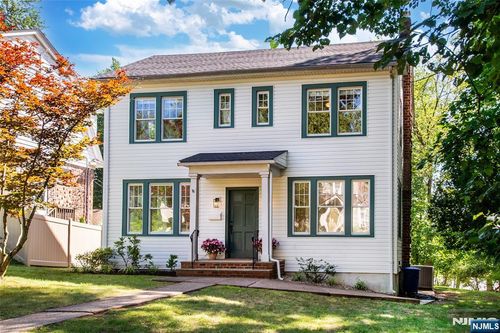 31 Westover Rd, Verona, NJ, 07044-2907 | Card Image