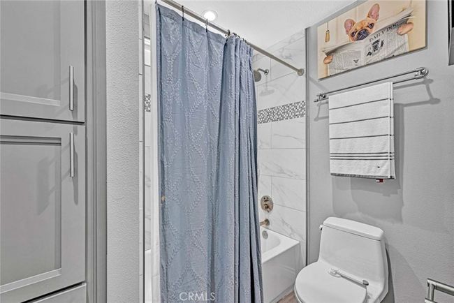 13601 Charloma Dr, House other with 4 bedrooms, 2 bathrooms and 4 parking in Tustin CA | Image 17