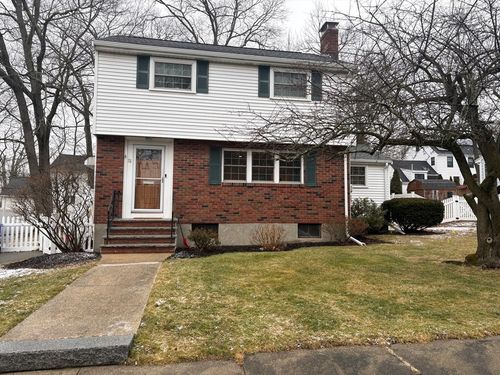 22 Farwell Ave, Boston, MA, 02136-4004 | Card Image