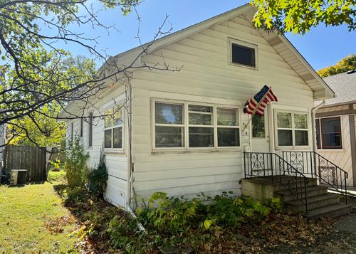 731 E Benton St, Morris, IL, 60450-2016 | Card Image