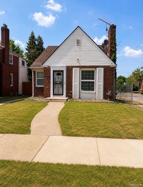 4015 Bedford St, Detroit, MI, 48224-3618 | Card Image
