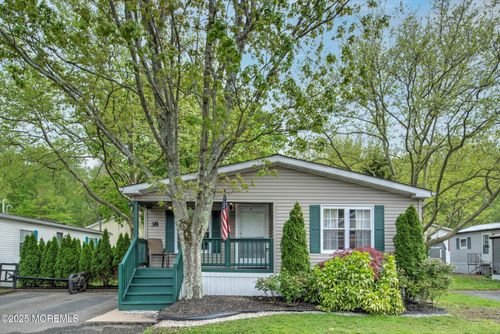 38 Village Rd, Morganville, NJ, 07751-1101 | Card Image