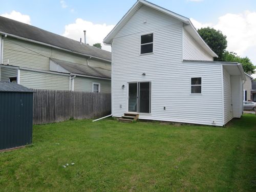 11 Western Ave, Newark, OH, 43055-4128 | Card Image