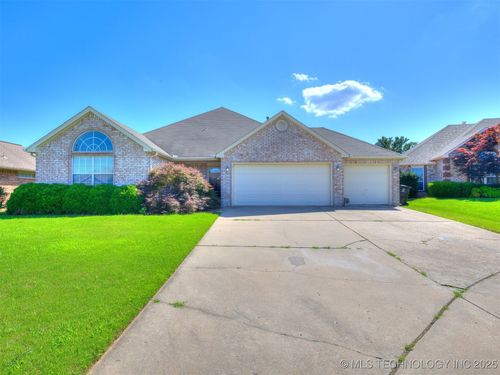 1208 S 36th St, Broken Arrow, OK, 74014-2971 | Card Image