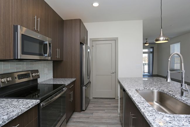 UNIT-1301 - 680 E Algonquin Rd, Condo with 2 bedrooms, 2 bathrooms and 2 parking in Schaumburg IL | Image 9