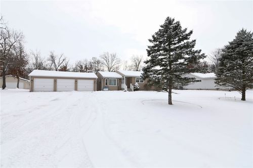 12 Calumet Rd, Decatur, IL, 62521-9118 | Card Image