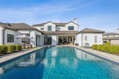 2001 Cordoba Cv, Westlake, TX, 76262-2011 | Card Image