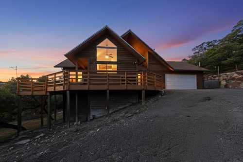 42 Campo Rd, Tijeras, NM, 87059-7615 | Card Image