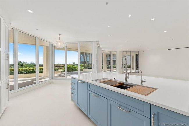 APT-140 - 2920 Dune Dr, Condo with 3 bedrooms, 3 bathrooms and 2 parking in Stuart FL | Image 33