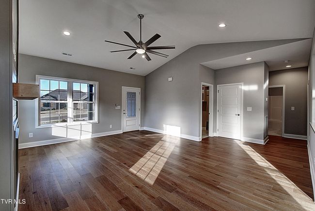 267 Ruby Rose Rdg, House other with 3 bedrooms, 2 bathrooms and null parking in Jonesborough TN | Image 8