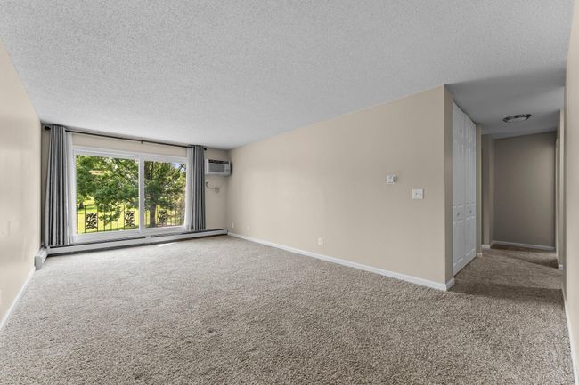Large living room | Image 8