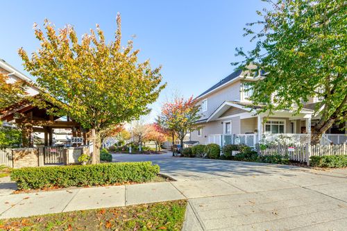 73-6852 193 St, Surrey, BC, V4N0C8 | Card Image
