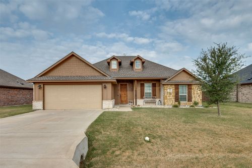 300 Cherry Point Dr, Palmer, TX, 75152-8220 | Card Image