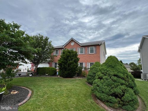3526 Turnberry Dr, CHAMBERSBURG, PA, 17202-8142 | Card Image