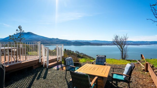 715 Pearl Ct, House other with 3 bedrooms, 3 bathrooms and 6 parking in Glenhaven CA | Image 33