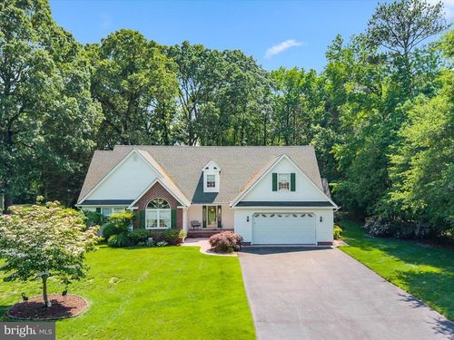 22121 Woods Edge Ct, Bridgeville, DE, 19933-4574 | Card Image