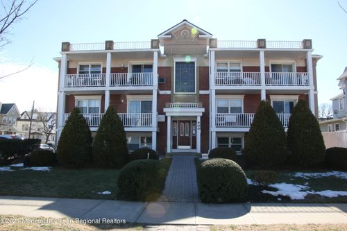 303-402 4th Ave, Asbury Park, NJ, 07712-6008 | Card Image