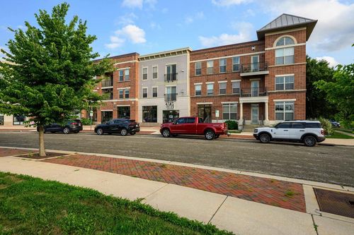 101-2581 Smiths Crossing, Sun Prairie, WI, 53783 | Card Image