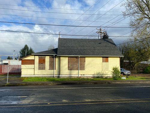309 17th Street, Oregon City, OR, 97045 | Card Image