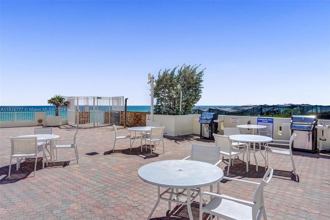 APT-1709 - 3180 S Ocean Dr, Condo with 2 bedrooms, 2 bathrooms and null parking in Hallandale Beach FL | Image 56