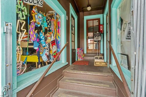 632 9th St, Arcata, CA, 95521-6273 | Card Image