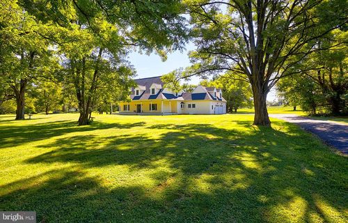 2582 Monmouth Rd, Jobstown, NJ, 08041-2106 | Card Image