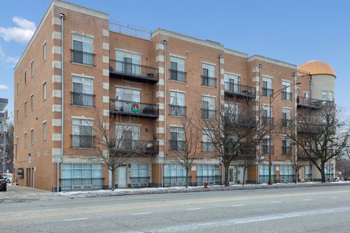 apt-2b-6425 Touhy Ave, CHICAGO, IL, 60646-1051 | Card Image