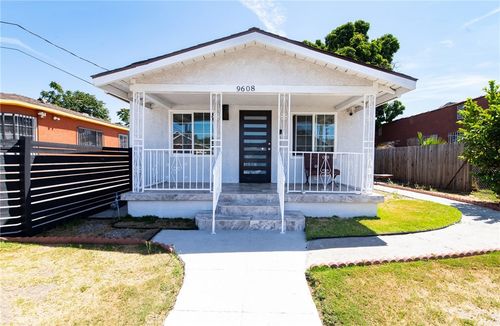 9608 Beach St, Los Angeles, CA, 90002-2433 | Card Image