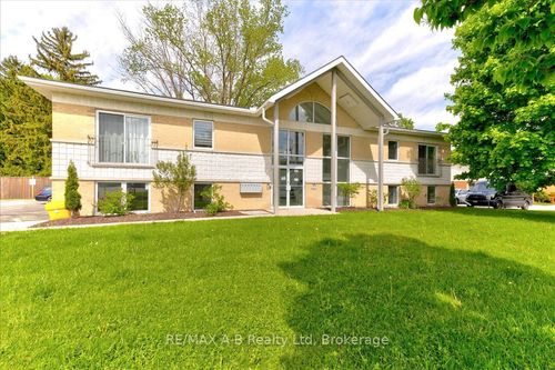 204-100 Gordon St, Stratford, ON, N5A7T8 | Card Image